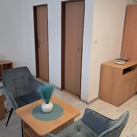 Sd Urbankova 2 Hostel