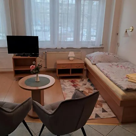 Sd Urbankova 2 Hostel Koszyce
