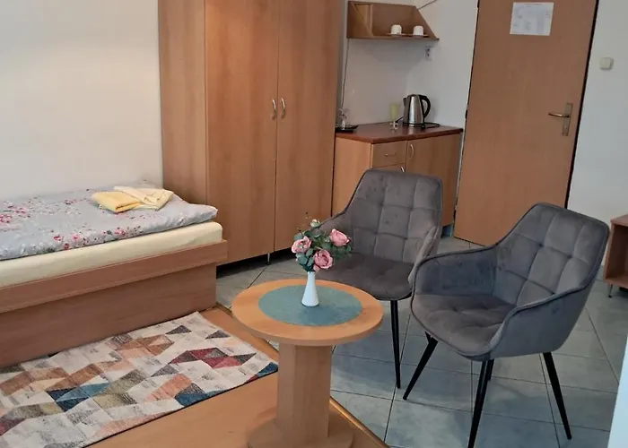 šd Urbánkova 2 Ostello