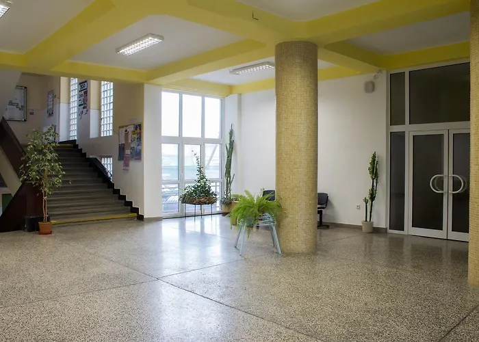 Ostello šd Urbánkova 2 *